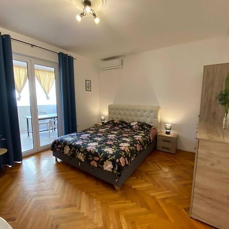Alina'S Apartment Bečići Zewnętrze zdjęcie