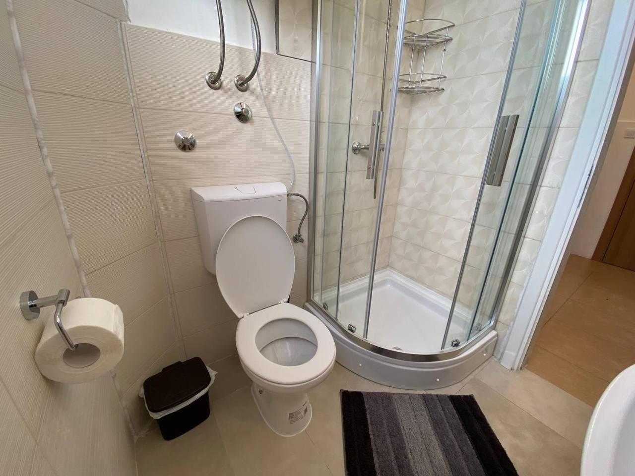 Alina'S Apartment Bečići Zewnętrze zdjęcie