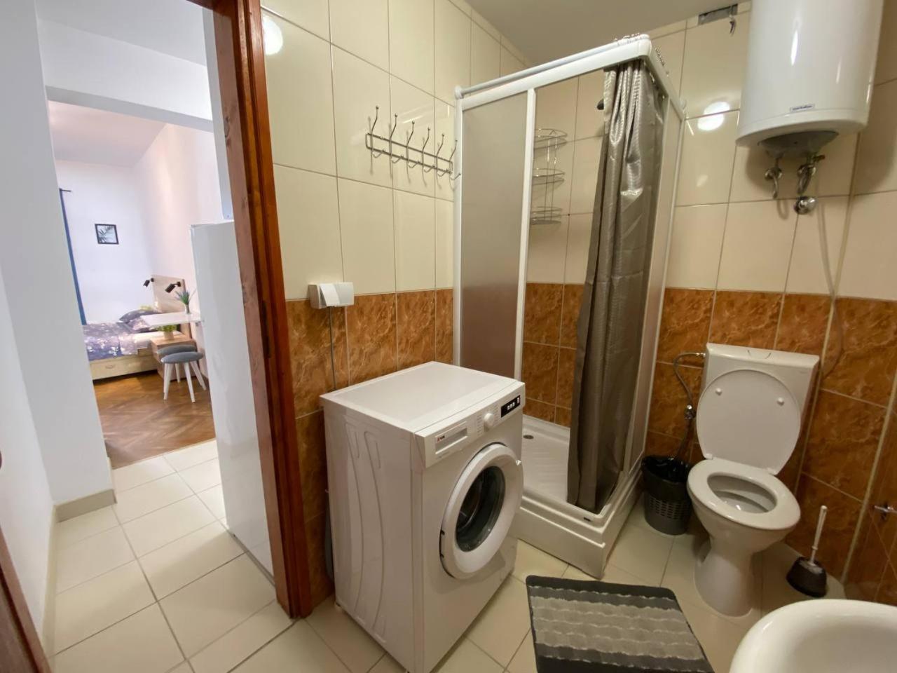 Alina'S Apartment Bečići Zewnętrze zdjęcie