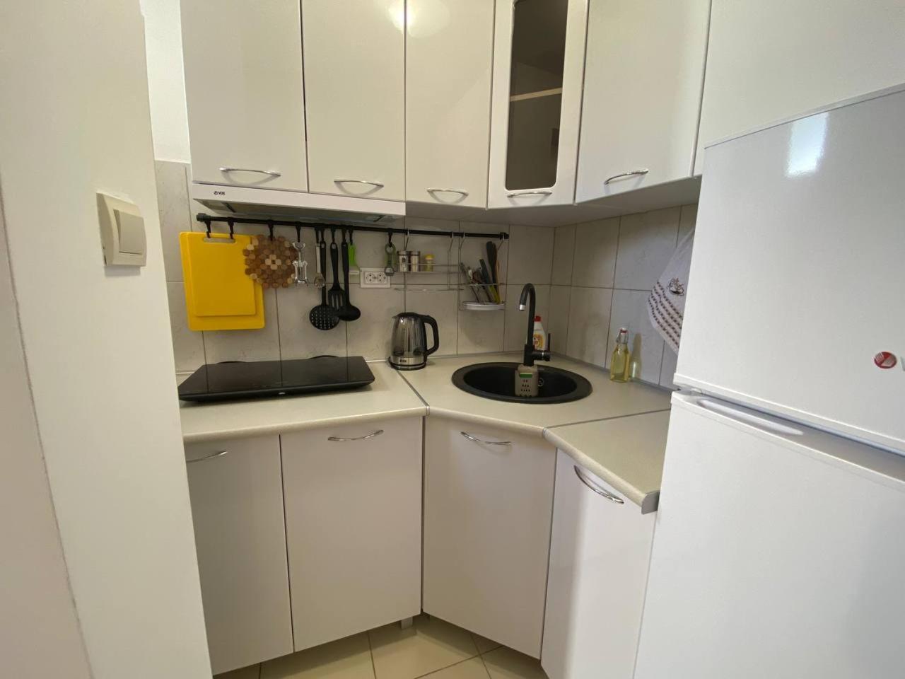 Alina'S Apartment Bečići Zewnętrze zdjęcie
