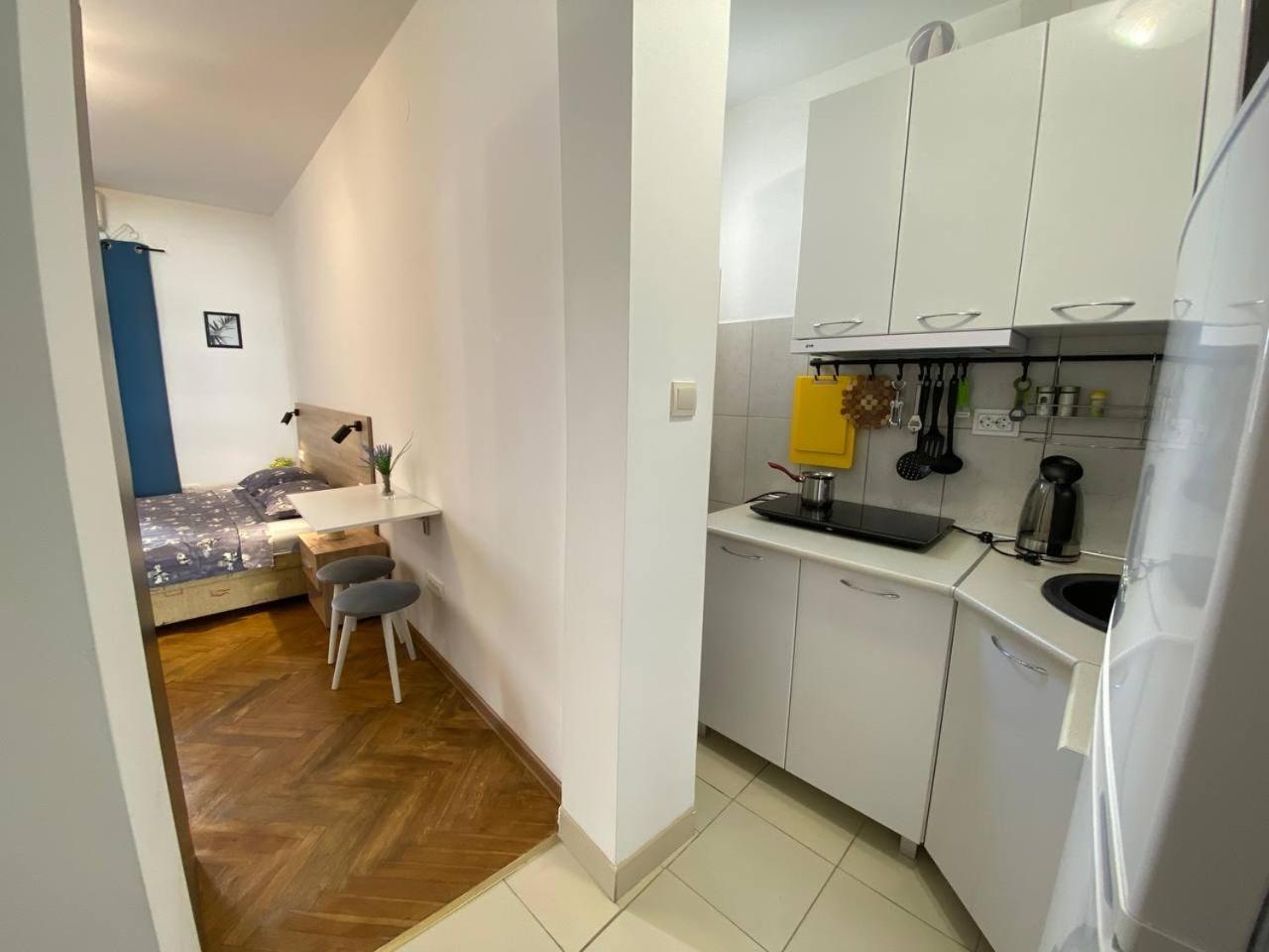 Alina'S Apartment Bečići Zewnętrze zdjęcie