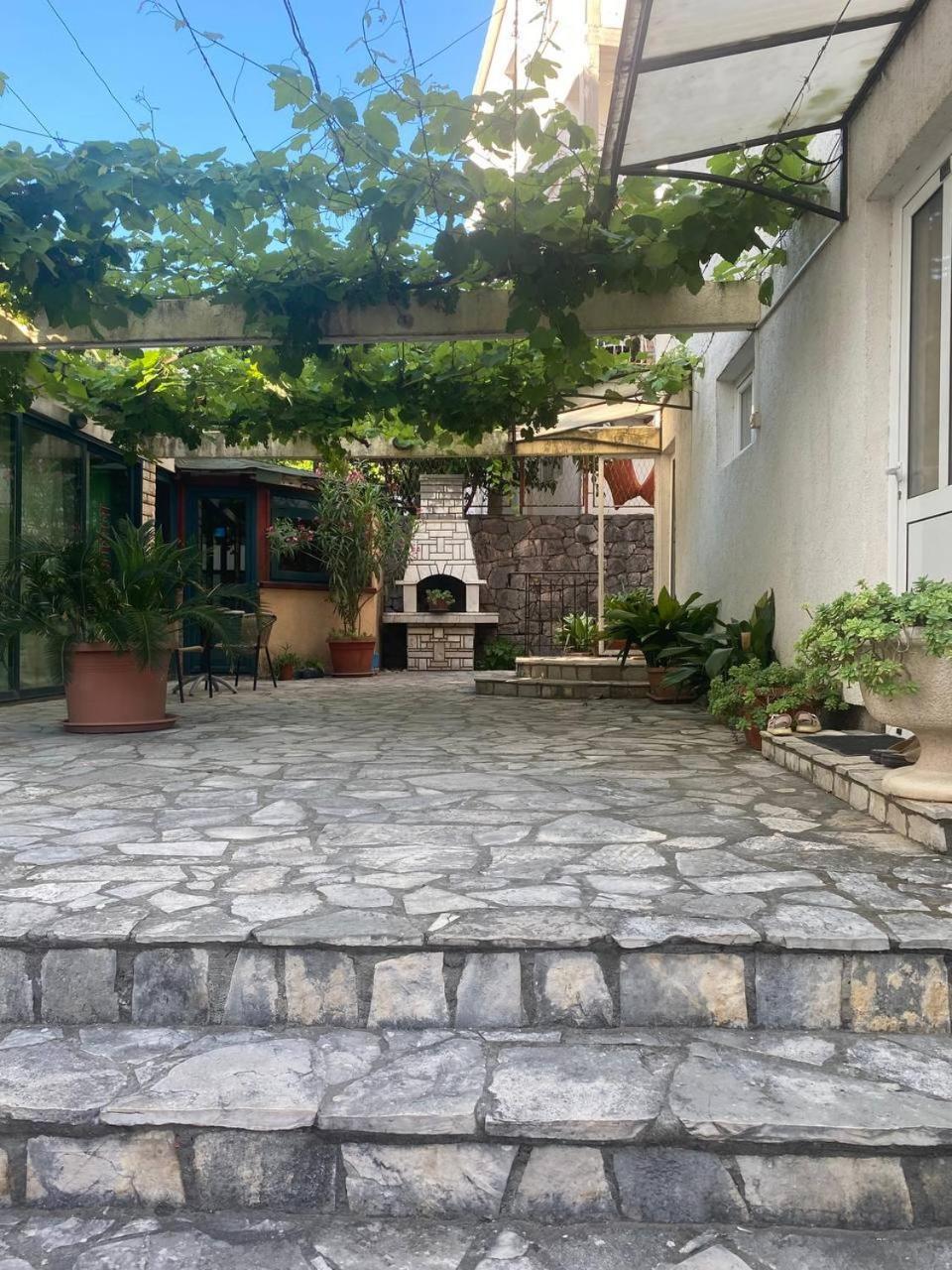 Alina'S Apartment Bečići Zewnętrze zdjęcie